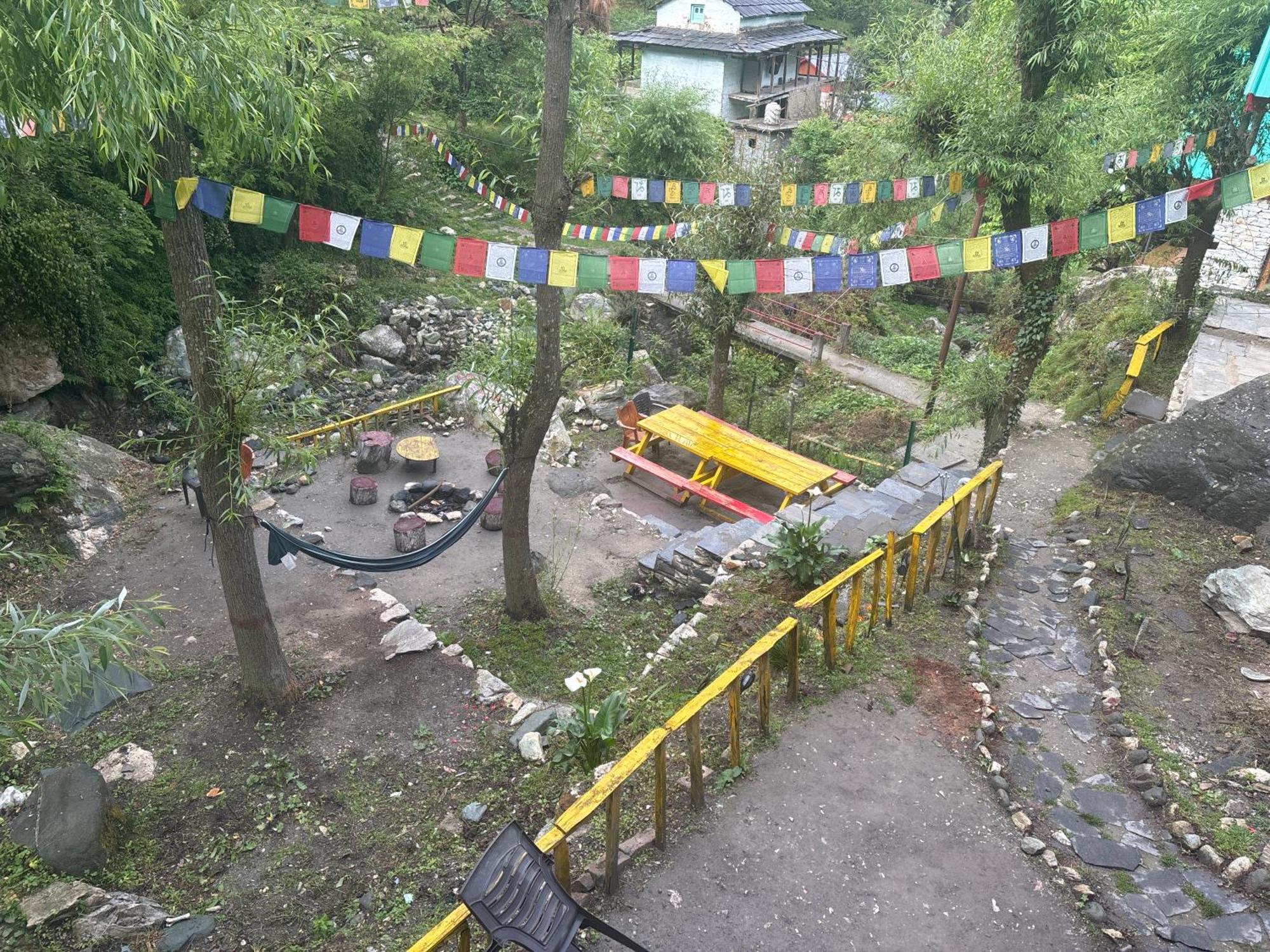 The Cozy Cabin, Jibhi Banjar Exterior photo