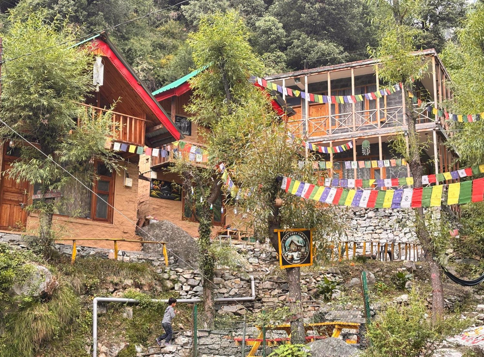 The Cozy Cabin, Jibhi Banjar Exterior photo